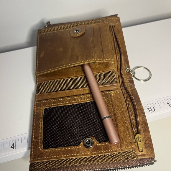 Wallet - Picture 8 of 14